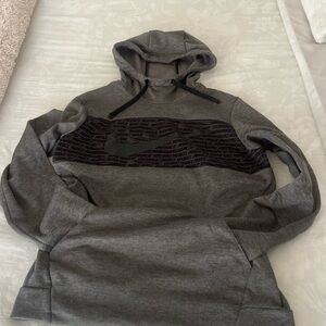 NIKE HOODY SWEATER